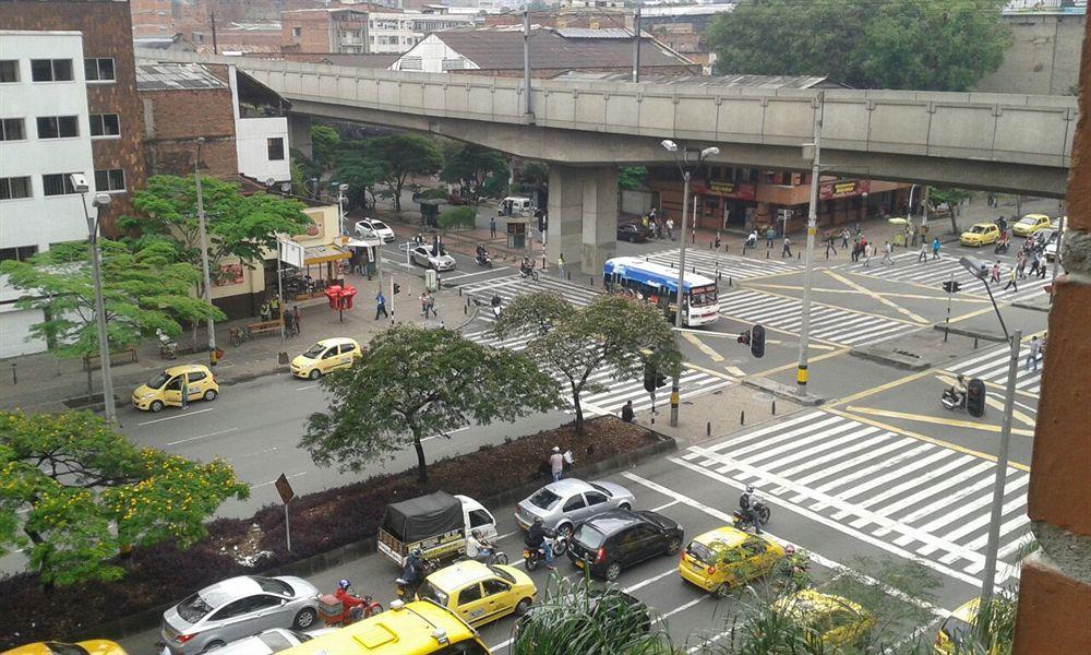 Hotel Plaza Mayor Medellín Exterior foto